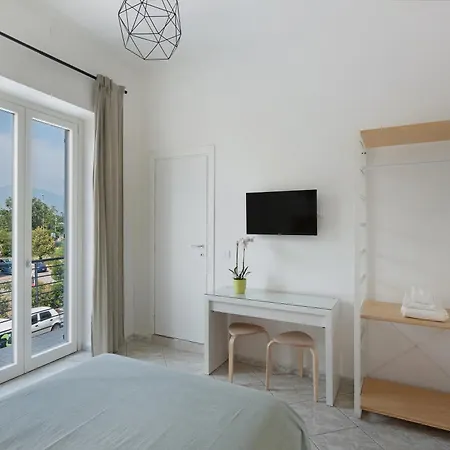 Grimaldi לינה וארוחת בוקר