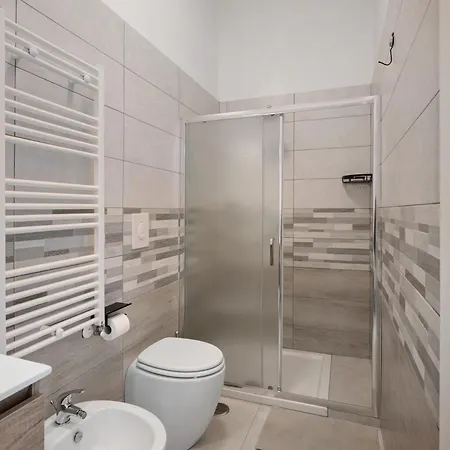 Grimaldi לינה וארוחת בוקר 3*