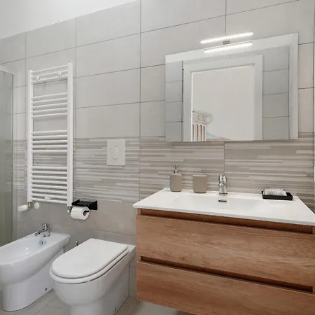 Grimaldi לינה וארוחת בוקר